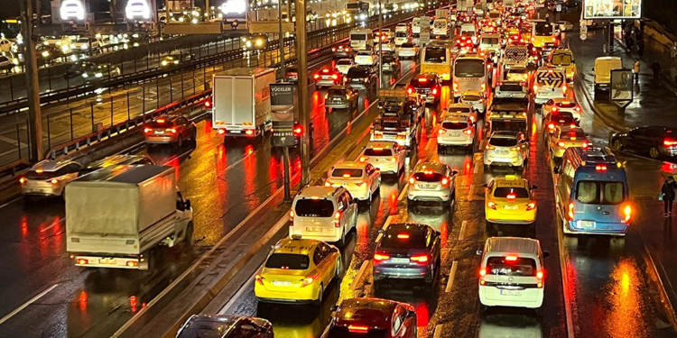 İstanbul dünya genelinde en yoğun trafiğe sahip şehir oldu