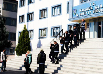 Karabük'te fuhuş operasyonu; 3 tutuklama
