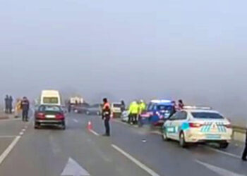 Karaman'da 13 aracın karıştığı zincirleme kaza: 7 yaralı