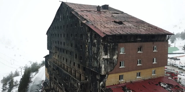 Grand Kartal Otel'deki yangının bilirkişi ön raporu tamamlandı