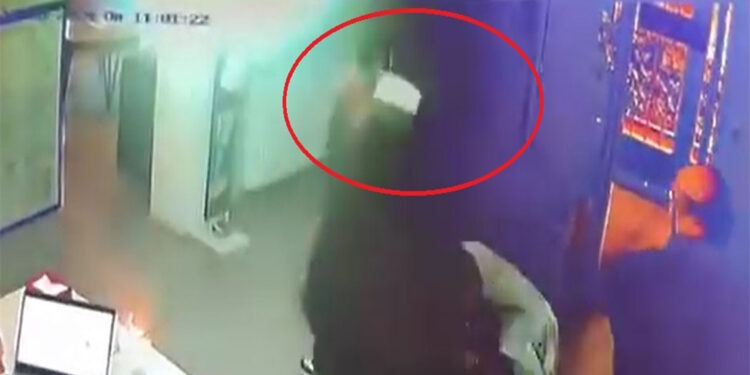 Diş hekimini bıçaklayan kadın, tutuklandı