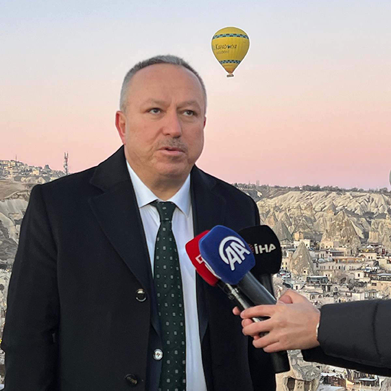 Kapadokya'da 2024 yılında 770 bin turist sıcak hava balonuyla uçtu