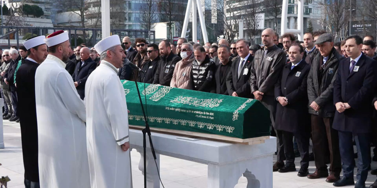 Kartalkaya'da hayatını kaybeden anne ve kızları son yolculuğuna uğurlandı