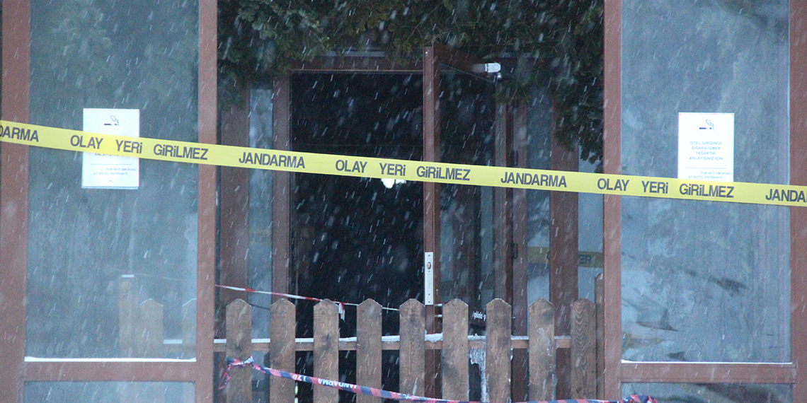 Kartalkaya'da yangın faciasının yaşandığı otel mühürlendi. Ayrıca otelde jandarma ekiplerinin ziynet eşyası ve değerli eşya araması yapacağı öğrenildi.