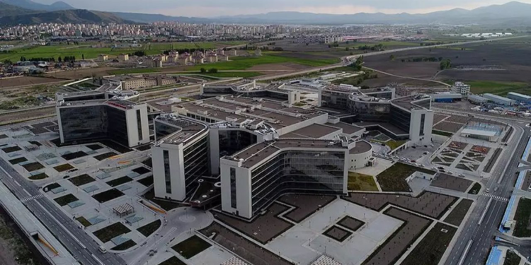 Kayseri Şehir Hastanesi'nde numune kapları tedbiren değiştirildi
