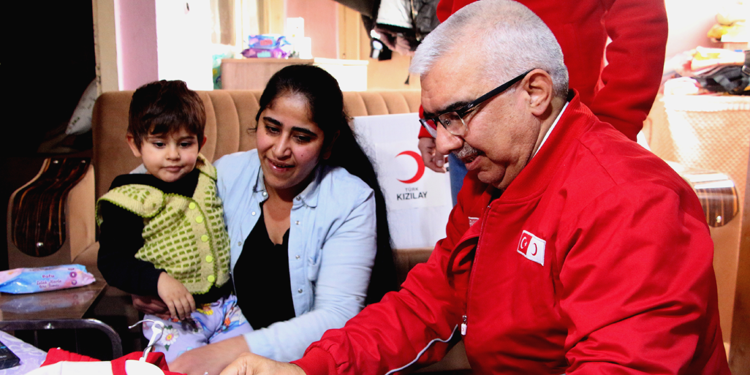 Kazada yaralanan kuryenin ailesine yardım eli uzandı