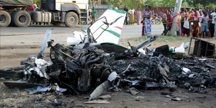 Kenya'da uçak kazası: 3 kişi hayatını kaybetti