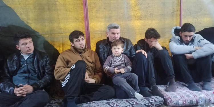 Konya'da enkaz altında kalan ailenin daire zili çalışmıyormuş