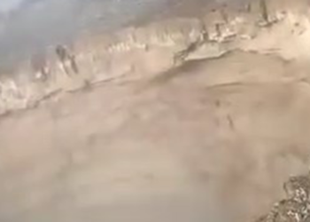 Konya'da obruk oluşumu cep telefonu kamerasında