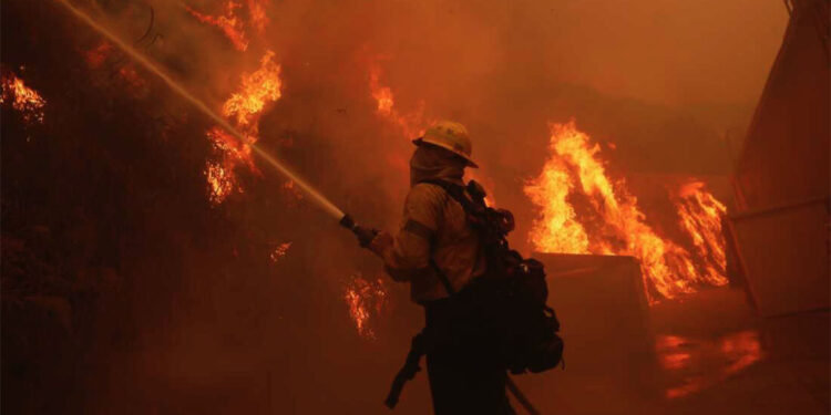 Los Angeles polisi, yağma olaylarına karşı uyardı