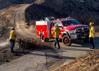 Los Angeles'ta 50 bin kişiye tahliye uyarısı yapıldı