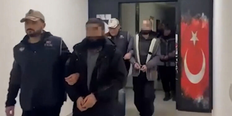 Gürz-38 operasyonlarında 23 şüpheli yakalandı