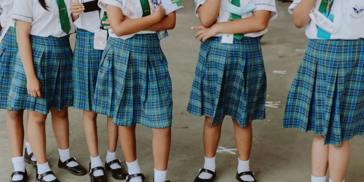 MEB'den özel okullardaki öğrenci kıyafetleri kararı