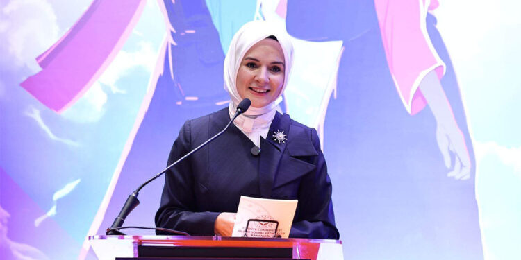 5,6 milyar TL yaşlı ve engelli aylıklarını hesaplara yatırdık