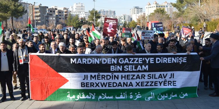 Mardin'deki İsrail protestosunda, hayatını kaybeden gazeteciler anıldı