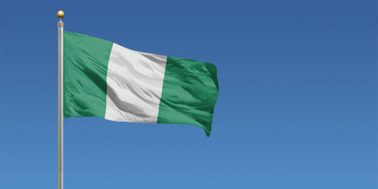 Nijerya'da akaryakıt tankeri patladı; 77 ölü