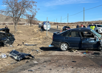 Nevşehir'de otomobiller çarpıştı; baba ile oğlu öldü, 4 yaralı
