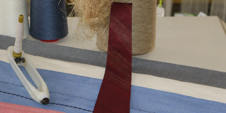 Olgunlaşma Enstitüsü, kenevirden kravat yaptı