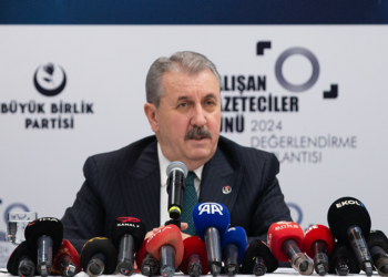 Önce silah bıraksınlar, sonra konuşulsun