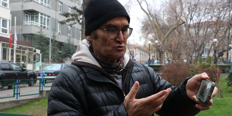 Otel yangınında çarşafları birbirine bağlayıp, 11 kişiyi kurtardı