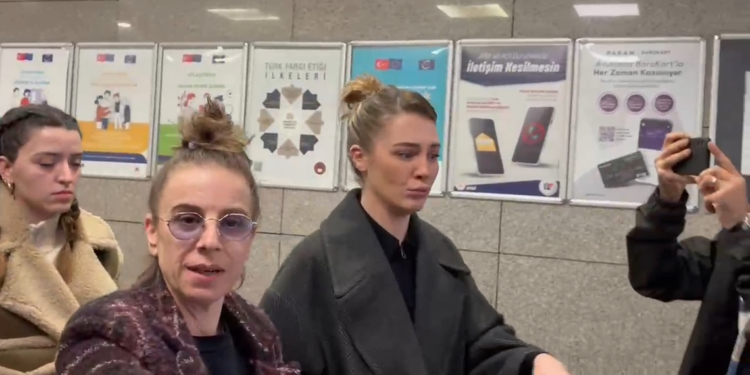 Oyuncu Deniz Işın, Ayşe Barım soruşturması kapsamında ifade verdi 