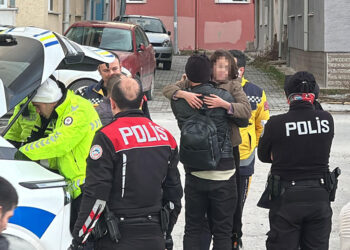 Polisten kaçan alkollü sürücü otomobille takla attı