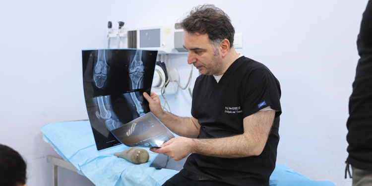 Prof. Dr. Adnan Kara, Libya'daki seminerde deneyimlerini paylaştı