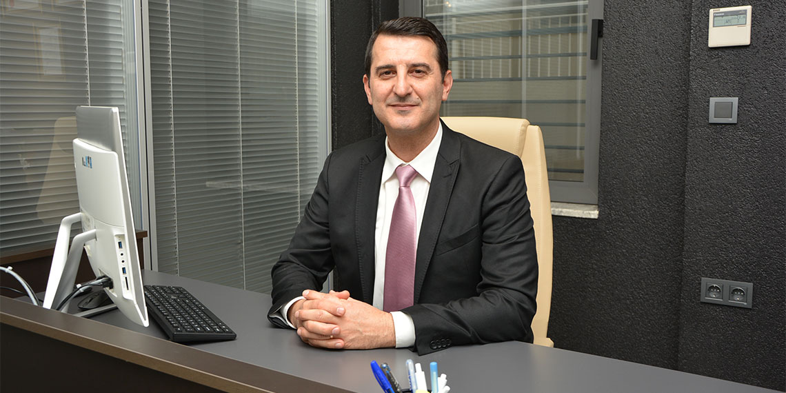 Talatpaşa Laboratuvarlar Grubu Biyokimya Uzmanı Prof. Dr. Ahmet Var, "Kalp sağlığı için haftada 2 kez balık tüketin" dedi.