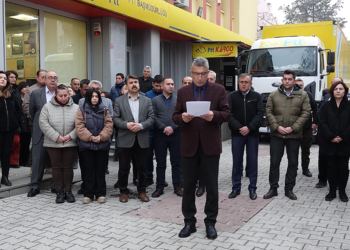 Rize'de 2 PTT çalışanının öldürülmesi, Burdur'da protesto edildi