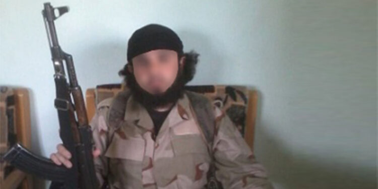 Savaş mağdurlarına yardım bahanesiyle topladıkları parayı DEAŞ'a göndermişler