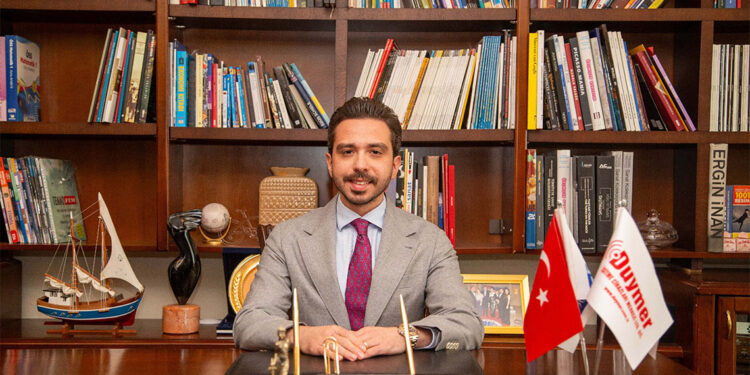 İşitme cihazının olmazsa olmaz özelliği yaka mikrofonu ile uyumluluğudur