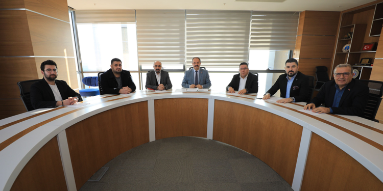 Sağlık-Sen Üniversiteler Komisyonu, ‘yer değişikliği’ gündemiyle toplandı