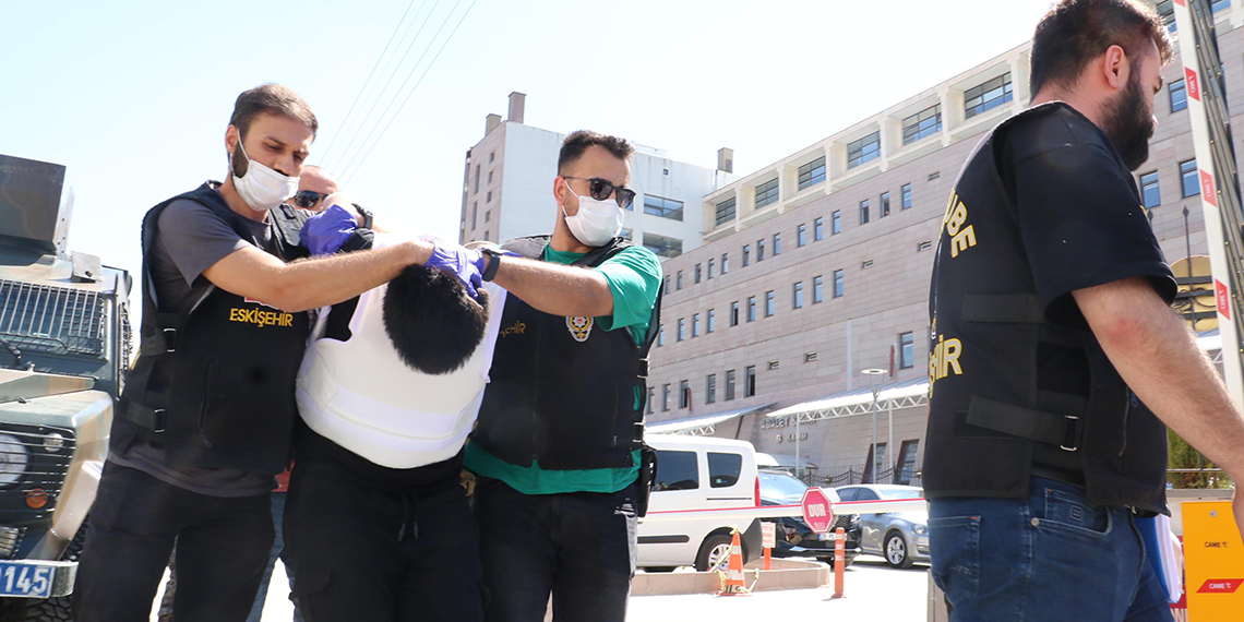 Sokakta karşılaştığı 5 kişiyi bıçaklayan sanığa 108 yıla kadar hapis istemi