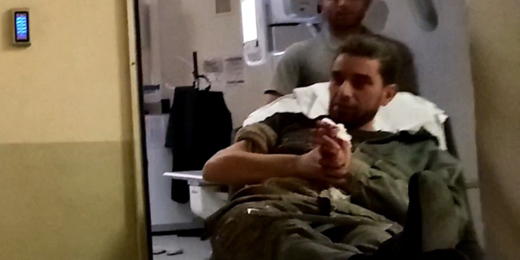 Sunta keserken elini makineye kaptıran işçinin parmağı koptu