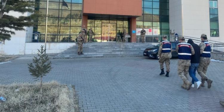 Suriyeli terörist, MİT ve jandarmanın operasyonu ile yakalandı