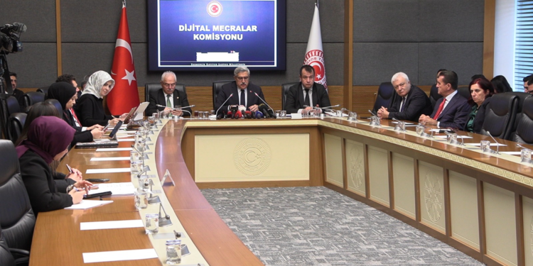 TBMM Dijital Mecralar Komisyonu'nda 'Netflix' sunumu