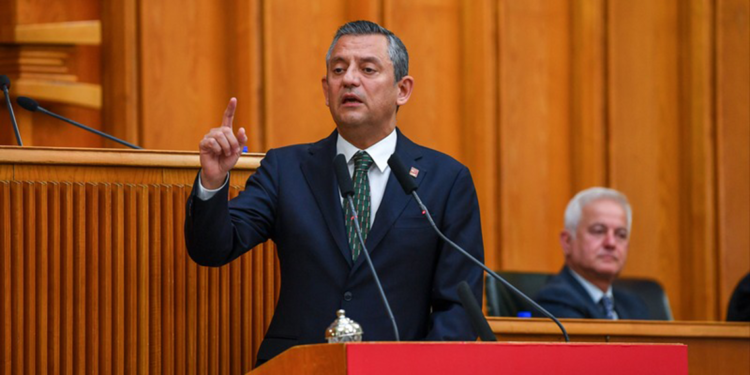 Tören bittikten sonra edilen yeminden disiplinsizlik çıkmaz