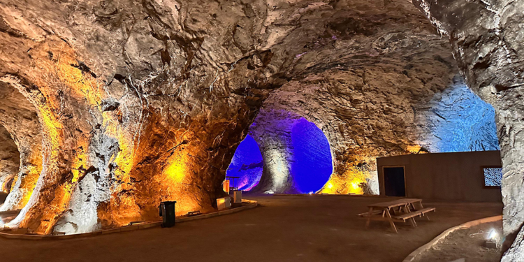 Tuz mağarasındaki terapi merkezine 2024'te 150 bin ziyaretçi