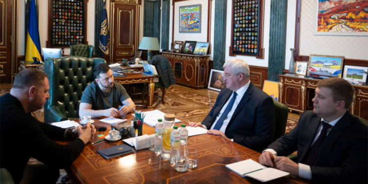 Zelenskiy Suriye yönetimine destek vermeye hazır