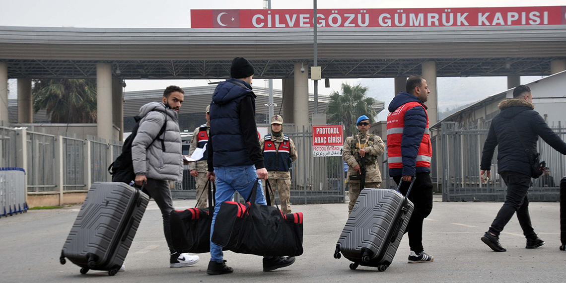 Ülkesine dönen Suriyeli Mahmut, umut dolu mesajlar verdi