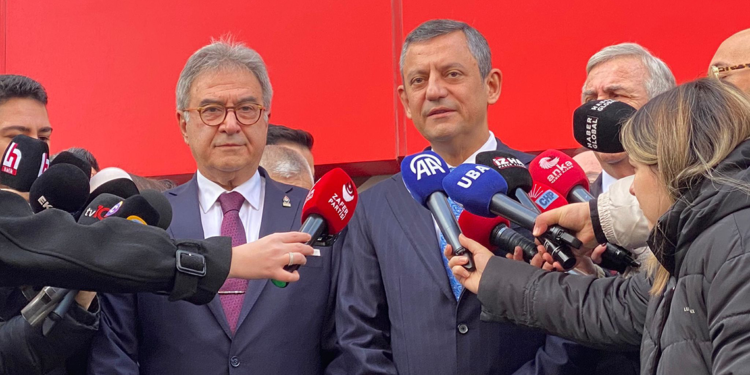 Ümit Özdağ partisinin başına geçecek