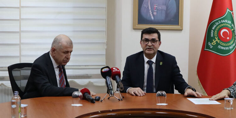 Terörle müzakere değil mücadele edilir