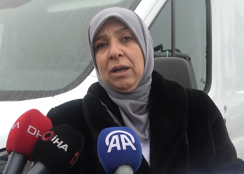 Yangında pencereden atlayarak kurtulan anne ve kızı, o anları anlattı