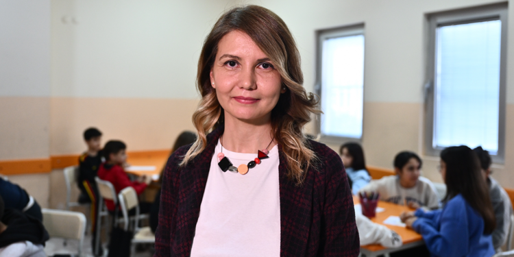 Yangından kurtulan çocuk ve ebeveynler için psikolojik destek önemli