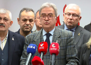 Zafer Partisinde yeni görev dağılımı yapıldı