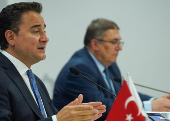 Dünya ahiret kaçamazsınız, hesabını vereceksiniz