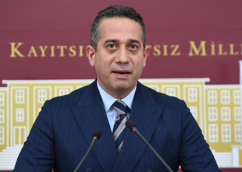 14 bin 469 lira emekli maaşı vicdanlarınızı zedelemiyor mu?