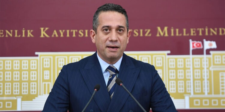 14 bin 469 lira emekli maaşı vicdanlarınızı zedelemiyor mu?