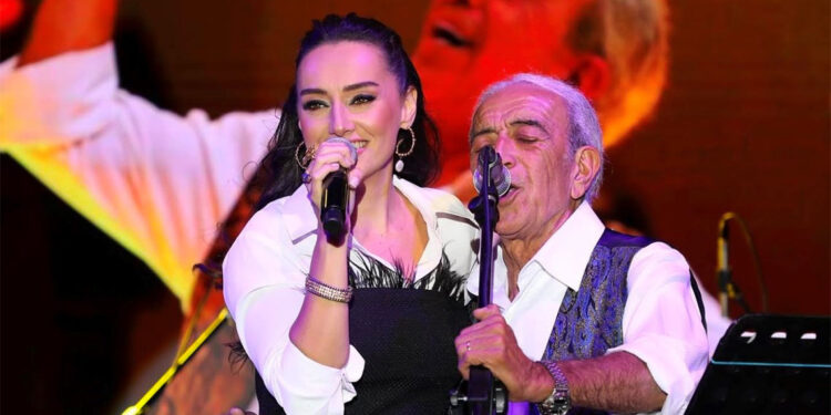 Edip Akbayram yoğun bakımda