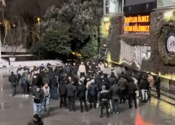 İstanbul merkezli 5 ilde FETÖ operasyonu: 19 gözaltı